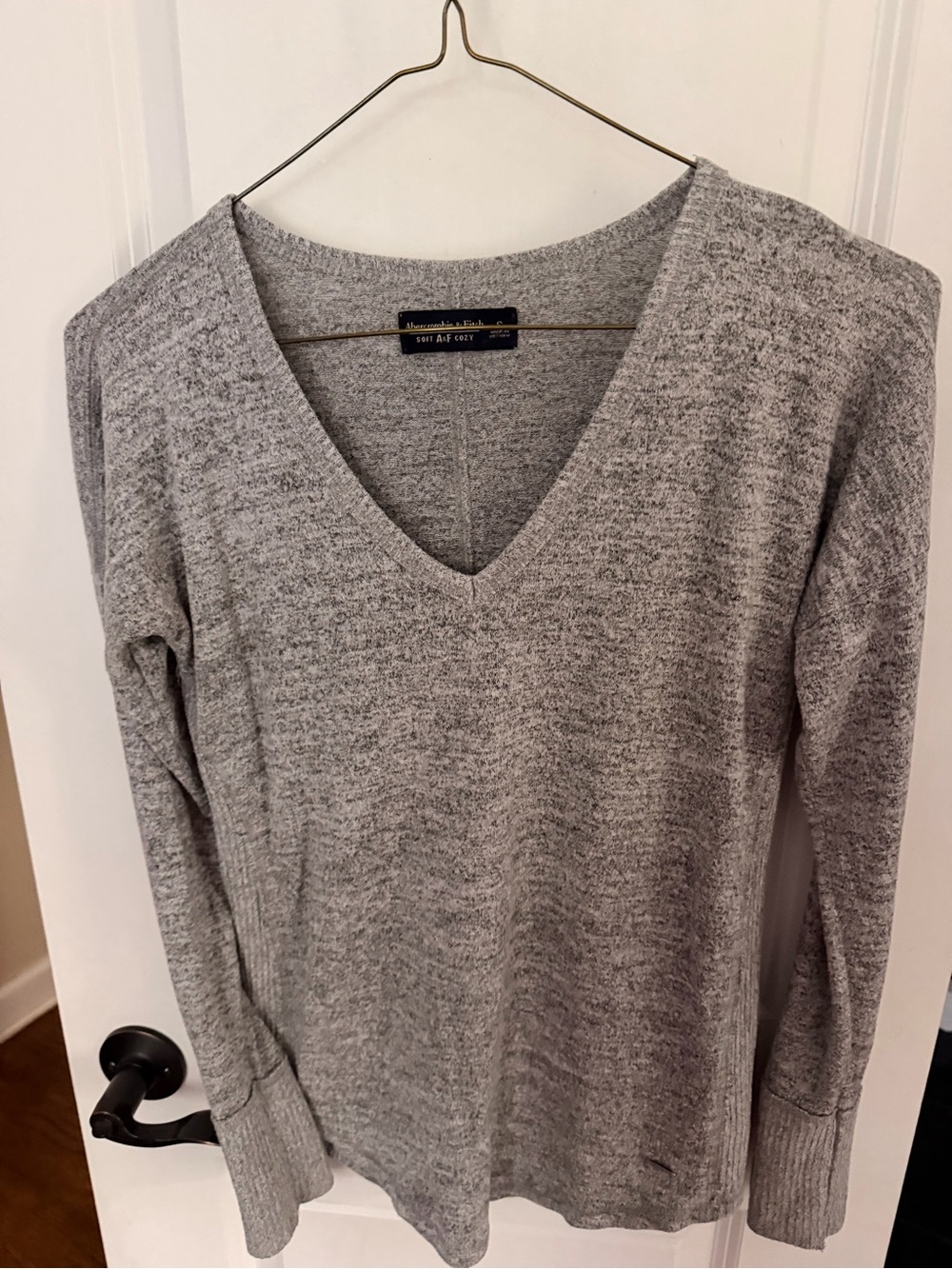 Abercrombie & Fitch Heather Gray Long Sleeve Soft & Cozy Shirt (Small)